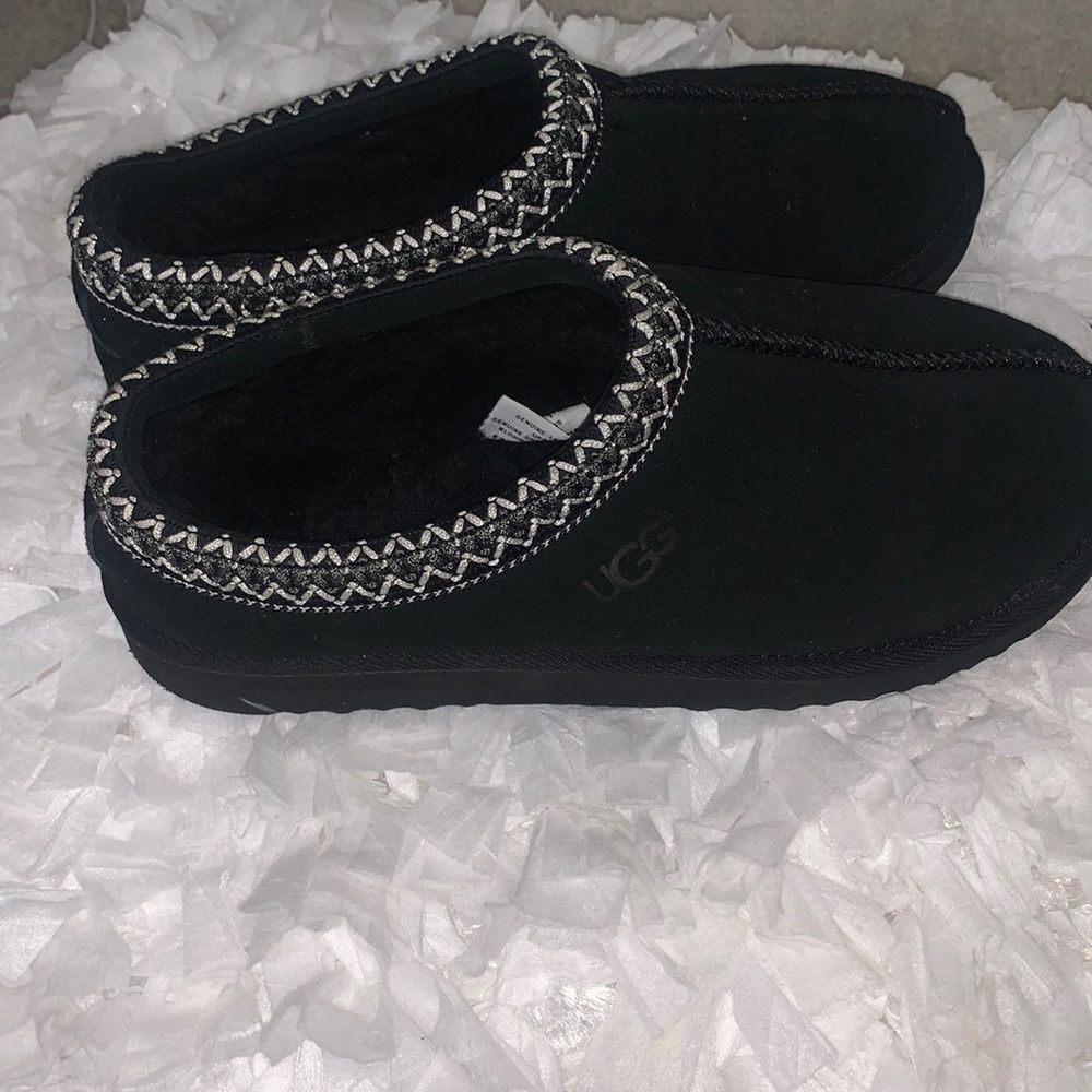 Ugg Tasman Slippers- Black